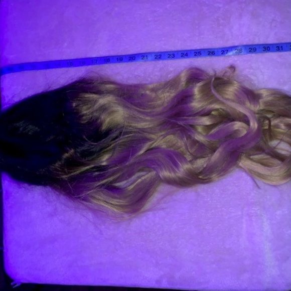 Glueless Black and Light Brown Wig - Picture 1 of 3